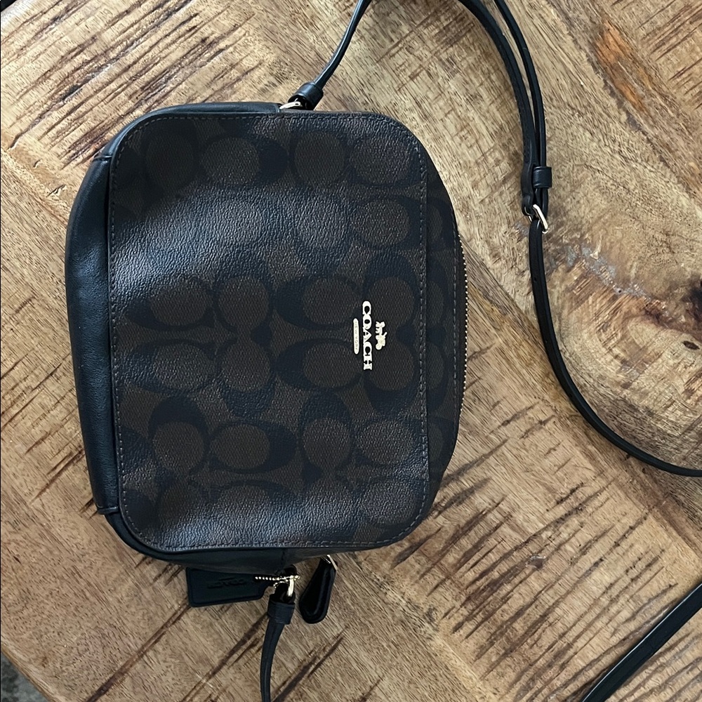 Coach Signature Black and Brown Shoulder Bag